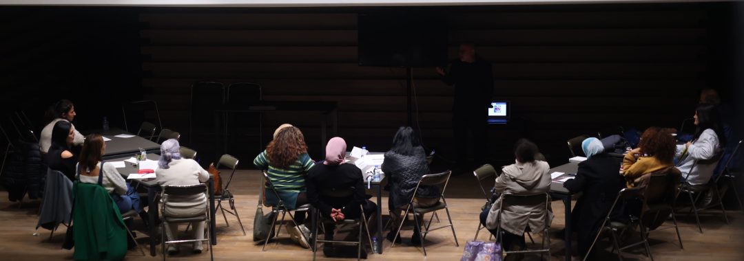 Oltre le aule: curiosità, creatività e scoperte nel primo workshop “Colours of History”